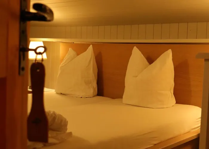 Ski- Und Berghaus Obergmeind Tschappina